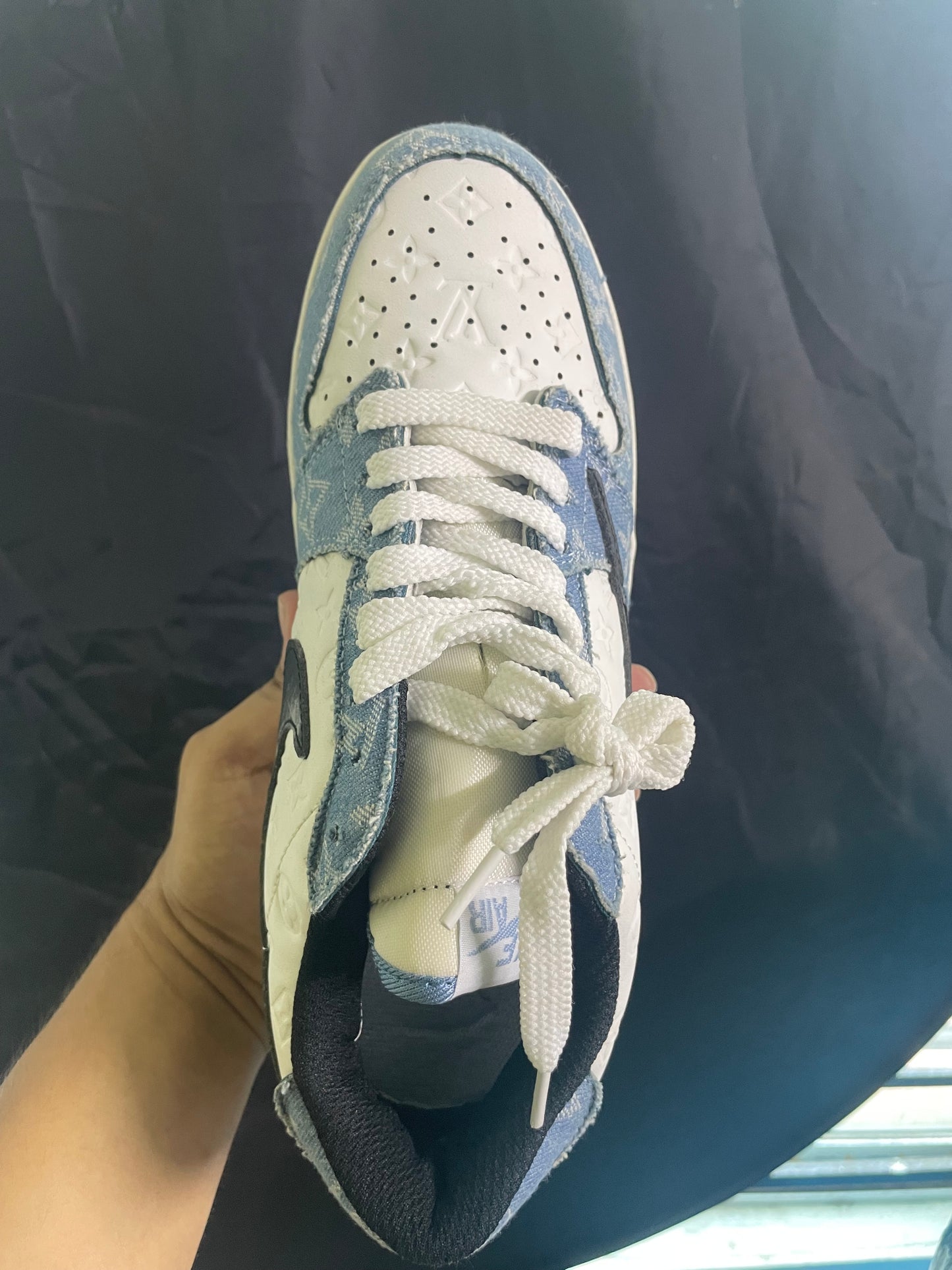 Air Jordan 1 x Luis vuitton "Washed Denim"
