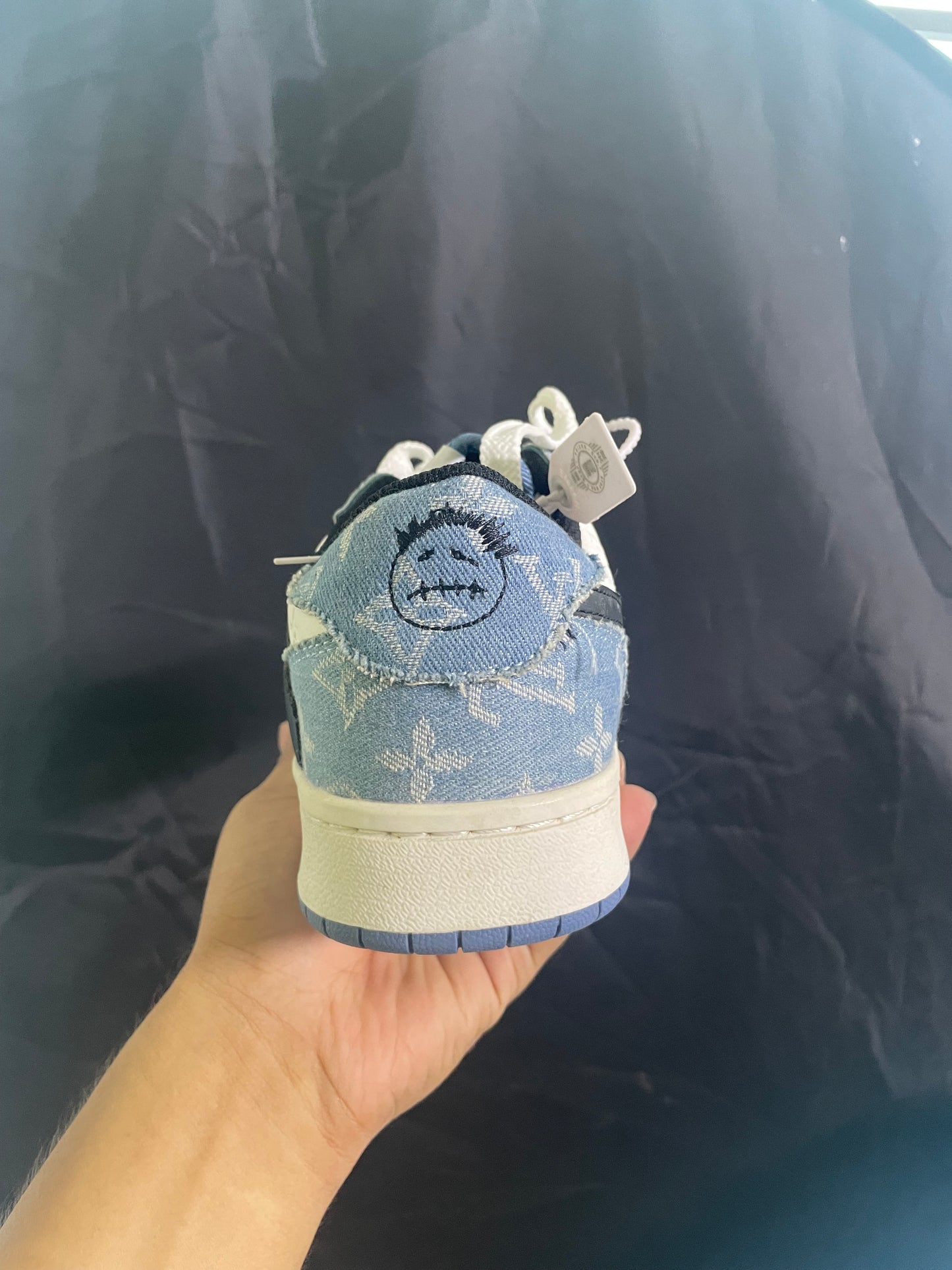 Air Jordan 1 x Luis vuitton "Washed Denim"